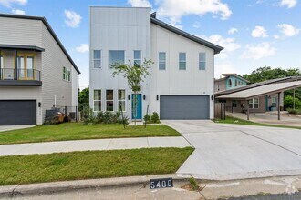 Building Photo - 5400 Agatha Cir