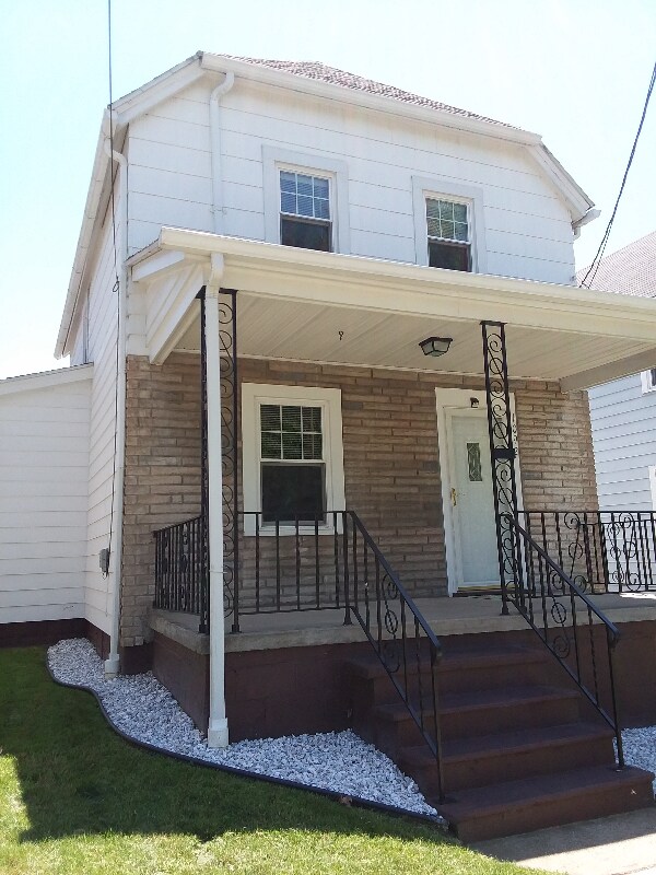 Primary Photo - 1092 10th St