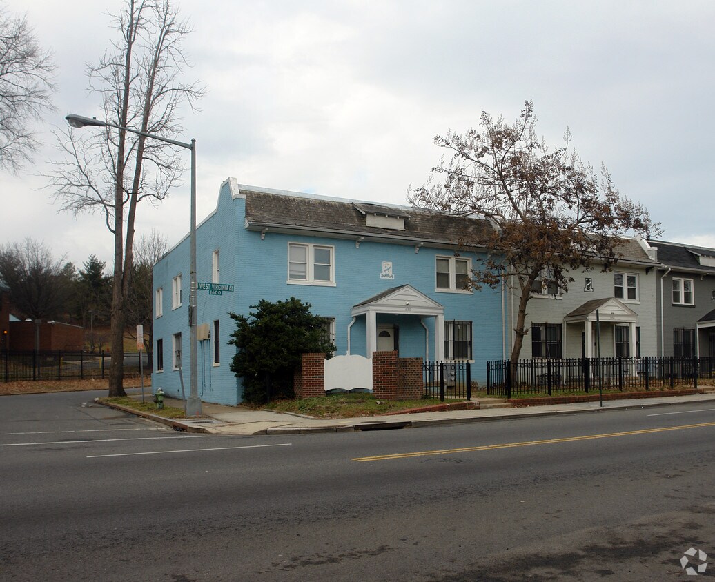 Building Photo - 1650 West Virginia Ave NE