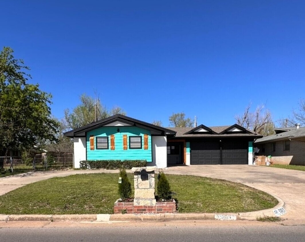 Primary Photo - 5613 S Villa Ave