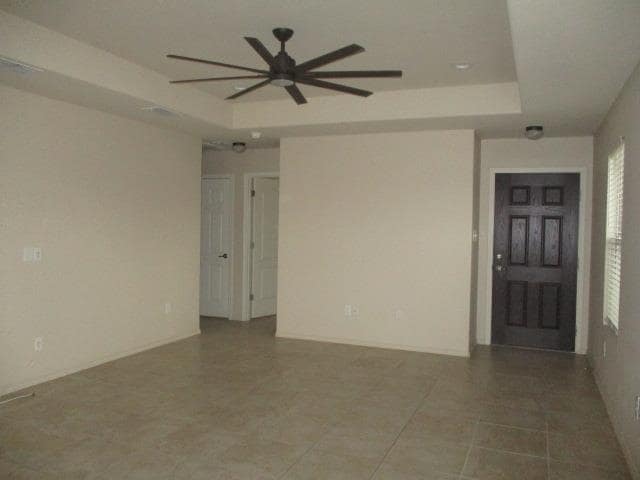 Building Photo - 704 Mercado Ln