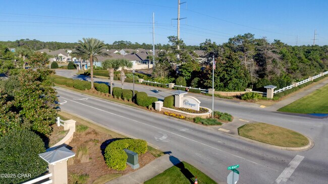 Foto del edificio - 217 Sand Oak Blvd