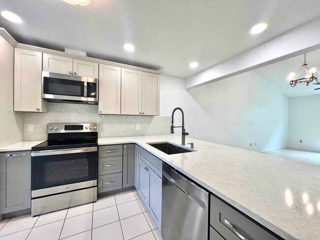 Building Photo - 1289 McMullen Booth Rd