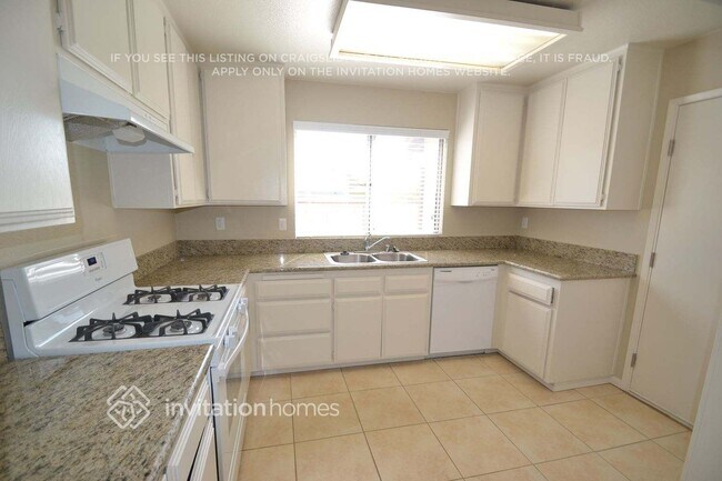 Foto del edificio - 7775 Whitewood Dr