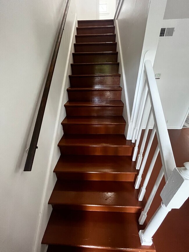 Foto del edificio - 1212/1214 N Union St Duplex