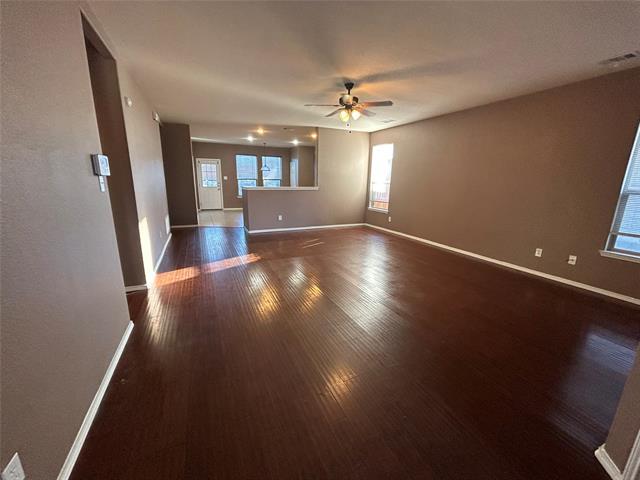 Foto del edificio - 5837 Fantail Dr