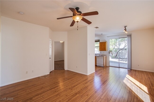 Building Photo - 8836 Iron Hitch Ave