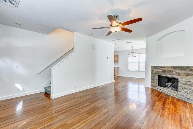 Foto del edificio - 21218 Somerset Park Ln