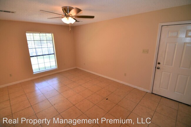 Building Photo - 2 br, 1 bath House - 3536 White Haven Rd