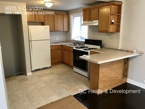 Building Photo - 9935 S Crandon Ave
