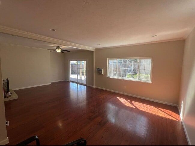 Building Photo - Blacow home for rent! $4000