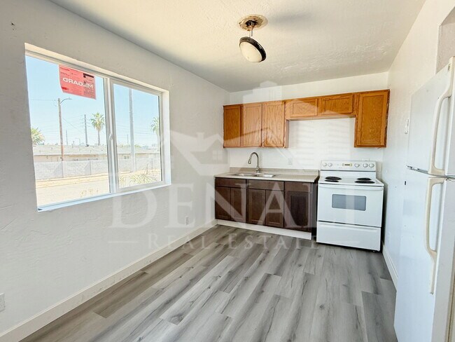 Foto del edificio - 1709 W Sherman St