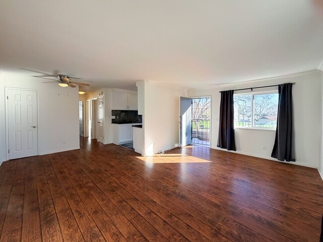 Building Photo - Ventura | 2 Bed + 1 Bath | Shenandoah Penthouse