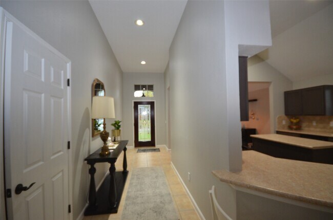 Building Photo - 5729 Forest Timbers Dr