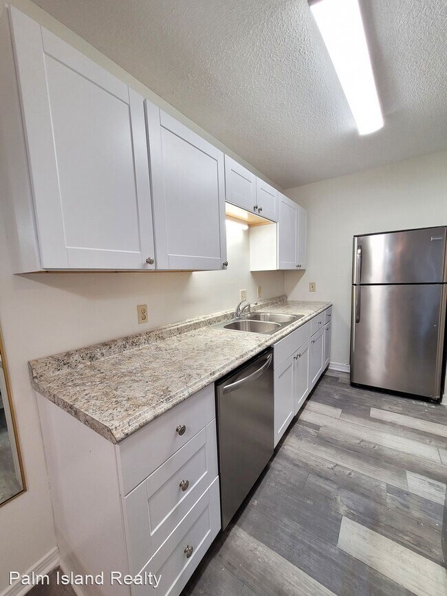 Foto del edificio - 4446 Bellview Ave