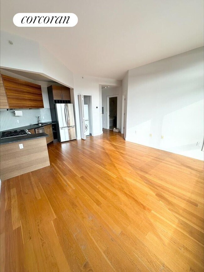 Foto del edificio - 1124-24 31st Ave