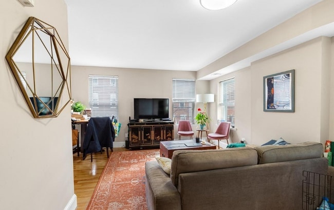 Photo - 722 S 22nd St Apartment