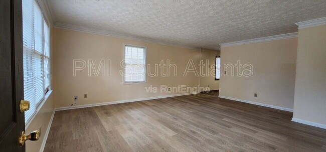 Foto del edificio - 3441 Southgate Trail SE