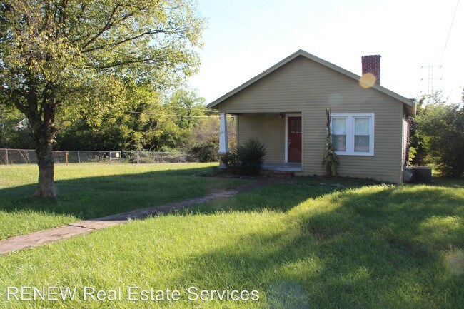 Building Photo - 3701 Hydes Ferry Rd