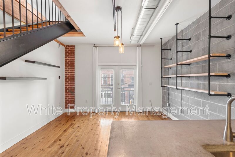 Foto principal - 3205 N Davidson St