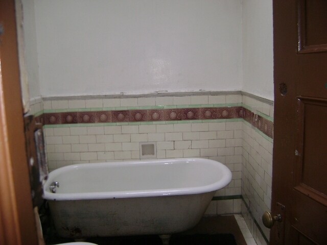 Interior Photo - 468 W 145th St