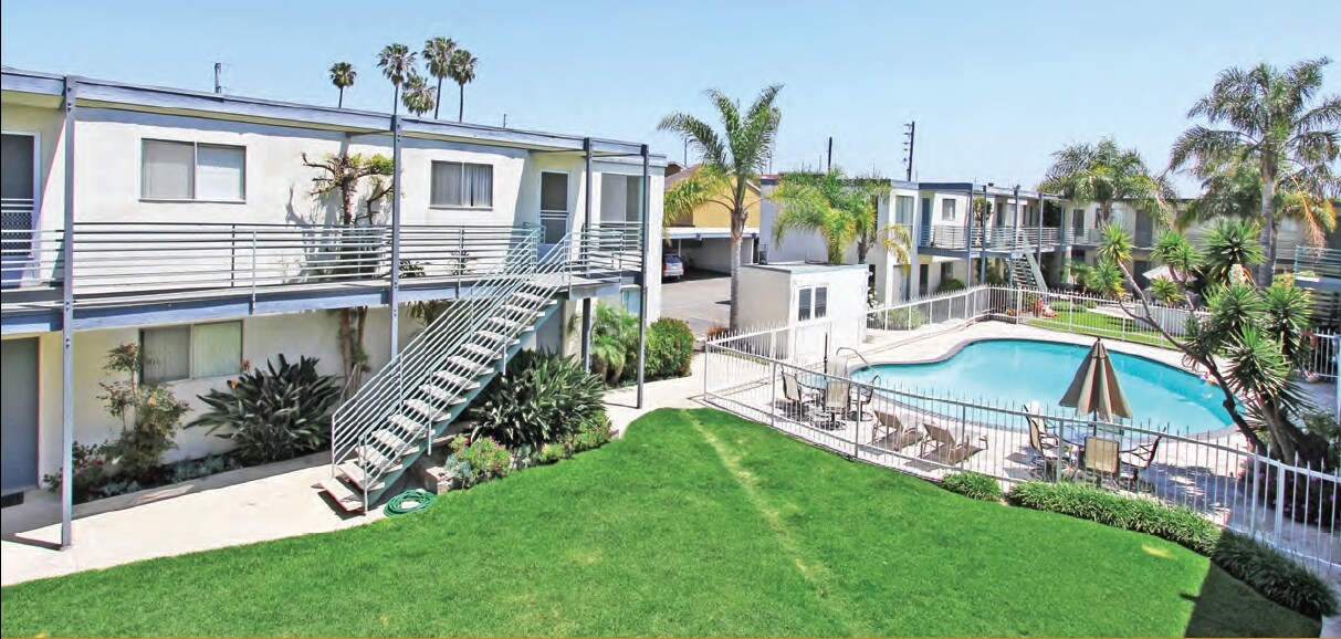 Primary Photo - Oceanair Apartment Homes
