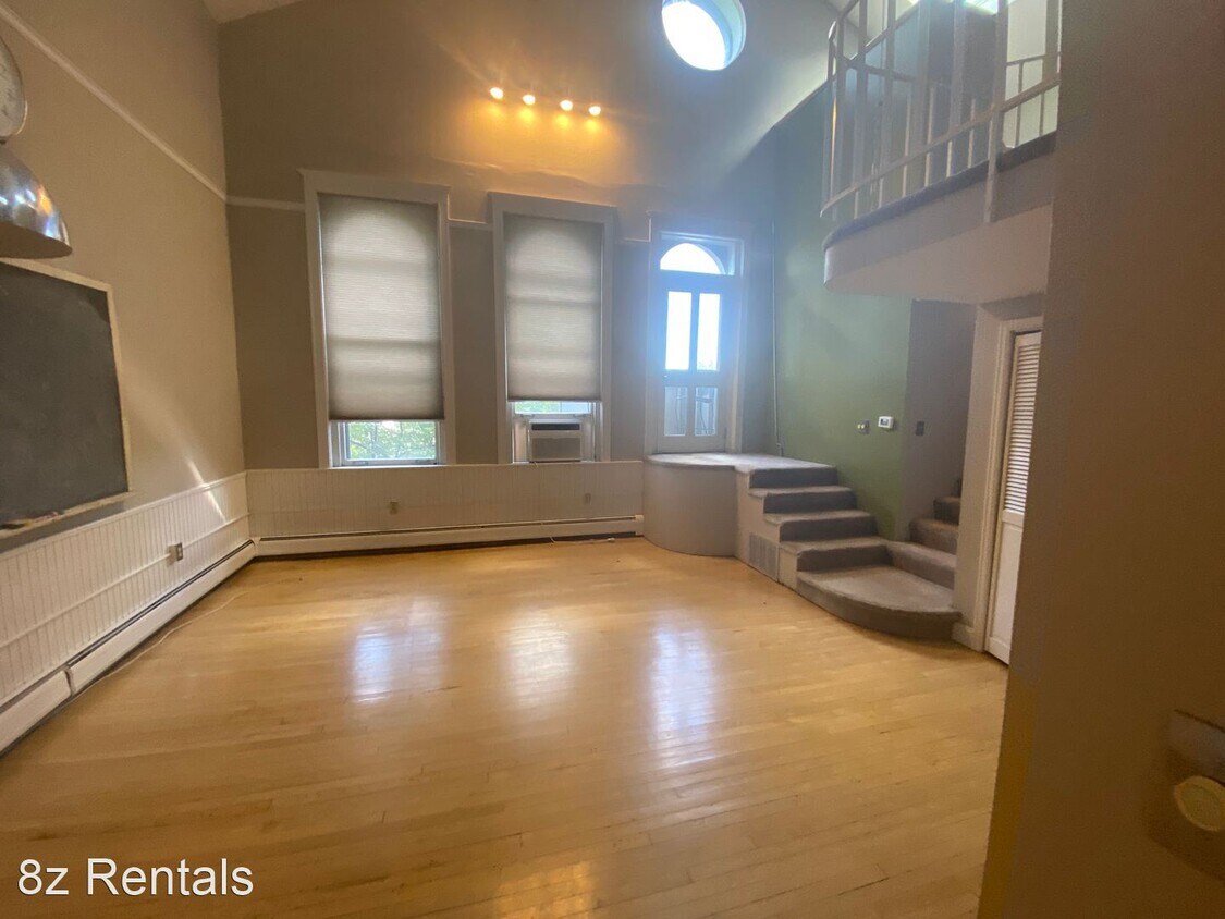 Primary Photo - 2 br, 2 bath House - 108 W Byers Pl #205