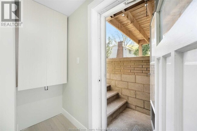 Building Photo - 3387 Randolph Ave
