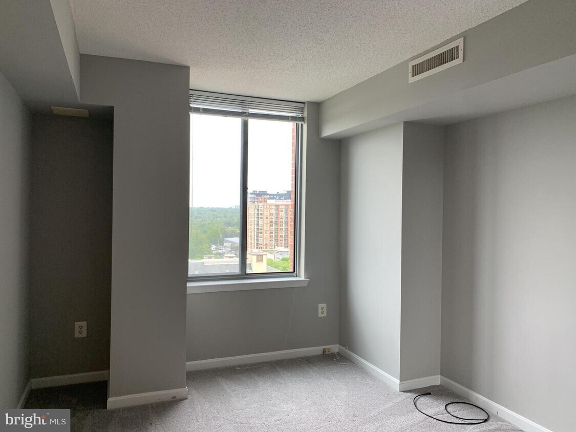 11710 Old Rd Unit 1012, North Bethesda, MD 20852 Apartment