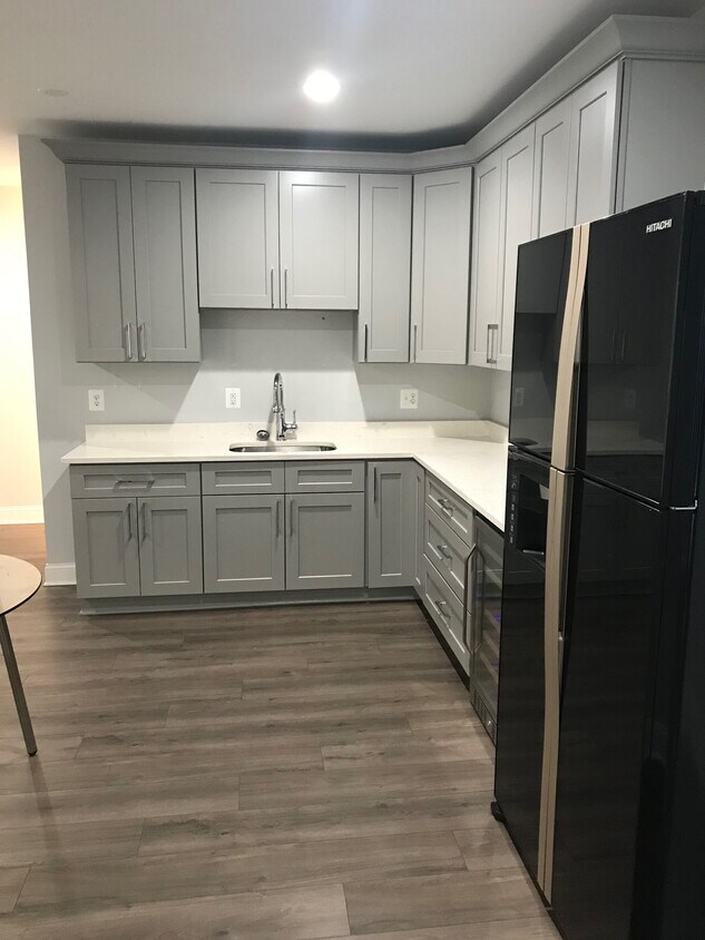 Foto principal - 12602 Thompson Rd