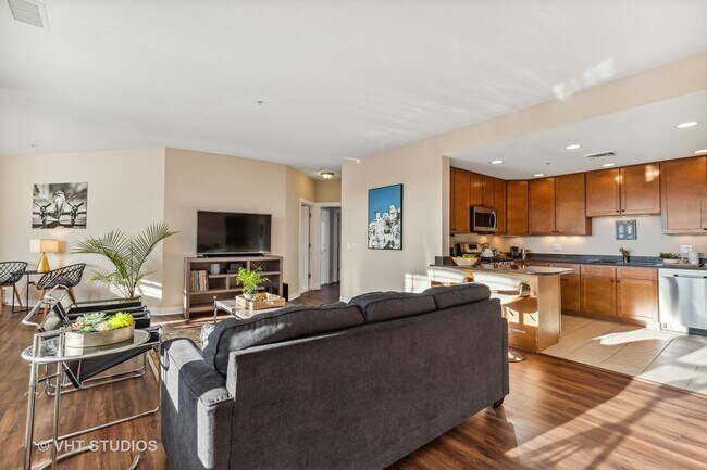 Foto del edificio - 977 Harris Rd