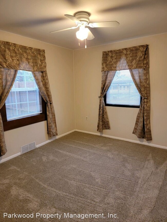 Building Photo - 3 br, 1 bath House - 401 S. 68th St