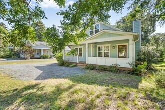 Building Photo - 155 Piney Ln