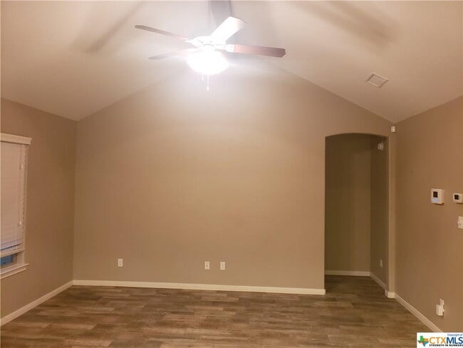Building Photo - 411 Tuscany Dr