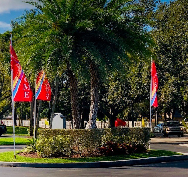 Woodlake Village Apartments 1700 Woodlake Dr NE Palm Bay, FL