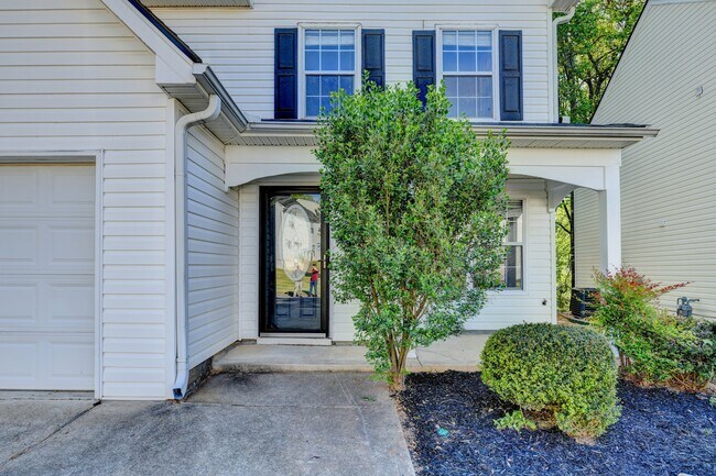 Foto del edificio - 240 Springbottom Ct
