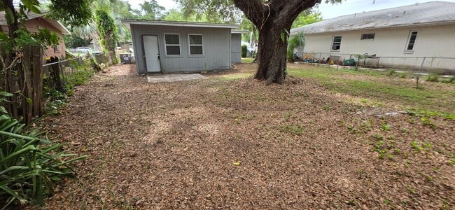 Building Photo - 2425 Dixie Ave