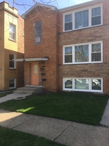 Primary Photo - 1821 Grove Ave