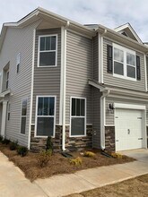 Building Photo - 431 Yellow Fox Rd