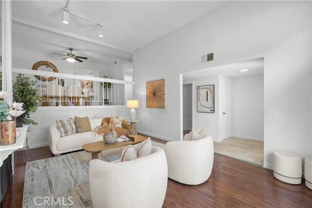 Foto del edificio - 1536 Windsor Ln