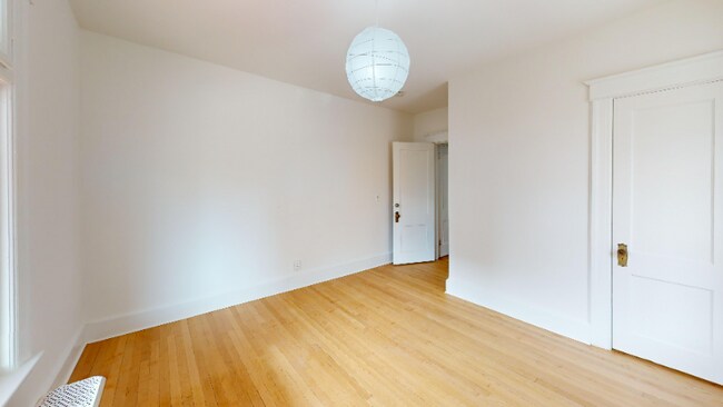 Foto del edificio - 48 Clarke St