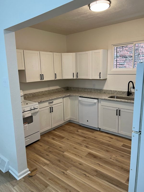 Foto principal - 3273 Parkview Ave