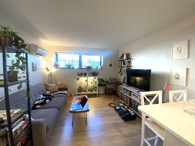 Foto del edificio - 9 Soden St