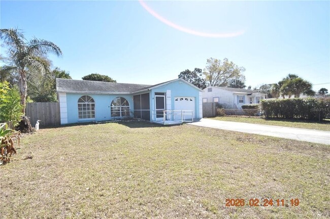 Building Photo - 818 Gray St S