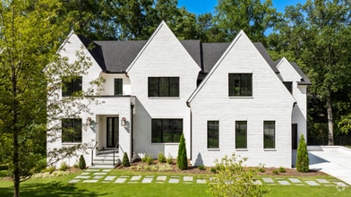 Building Photo - 312 Meadow Dr