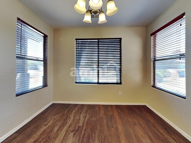 Foto del edificio - 7202 S 45th Ave