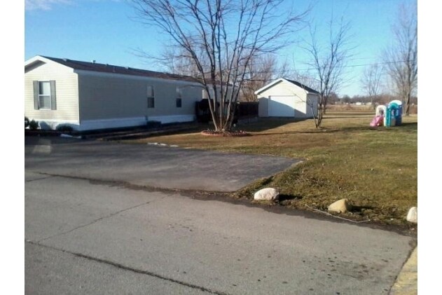Foto del edificio - 4401 S County Road 00 EW