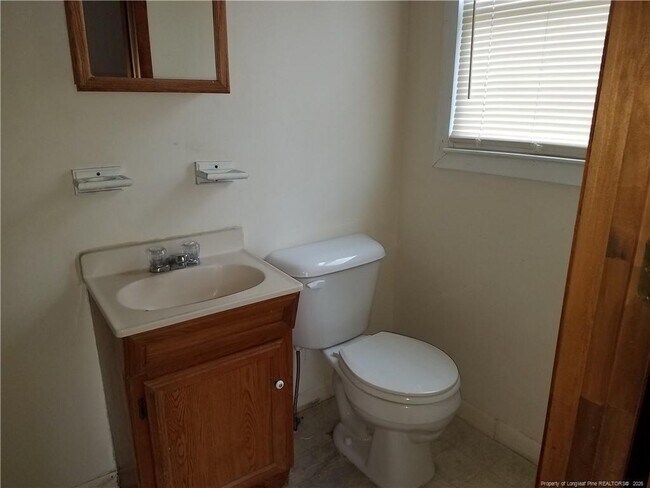 Foto del edificio - 101 Bogard Cir