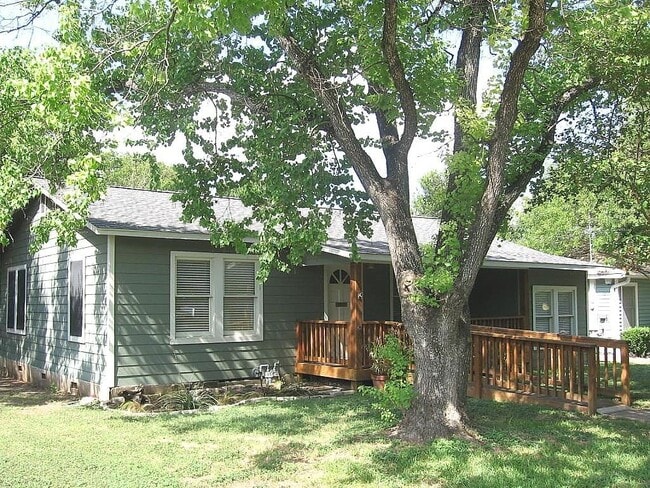 Building Photo - 1411 Ruth Ave