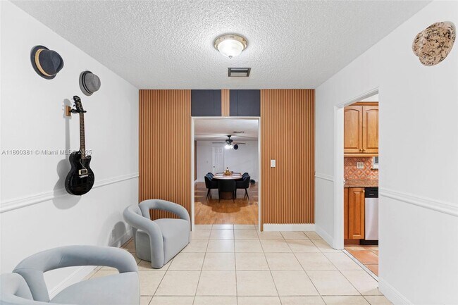 Foto del edificio - 2238 SW 24th Ter